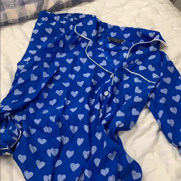 Three J Nyc silk blue and white heart pajamas - Picture 3 of 5